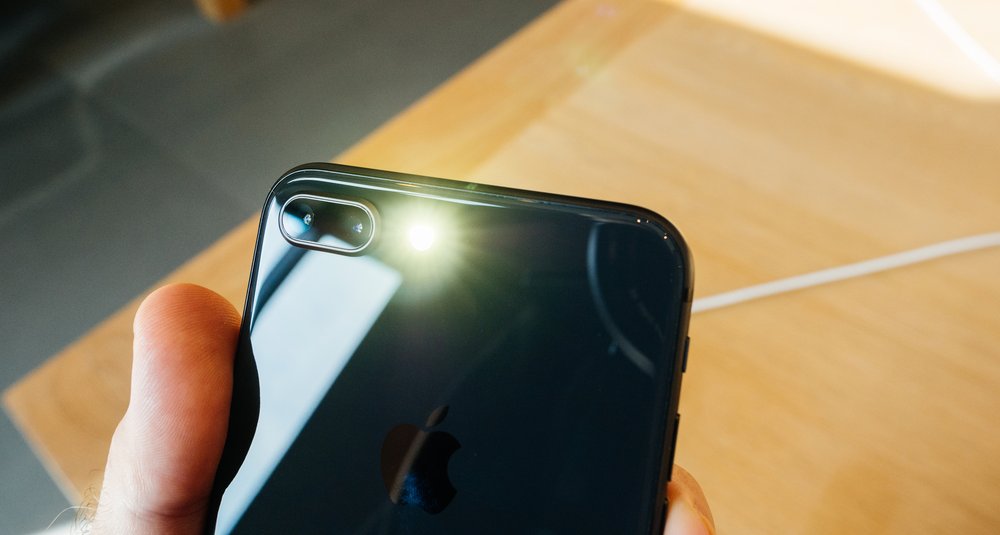 How to turn the light on while taking videos on iPhones